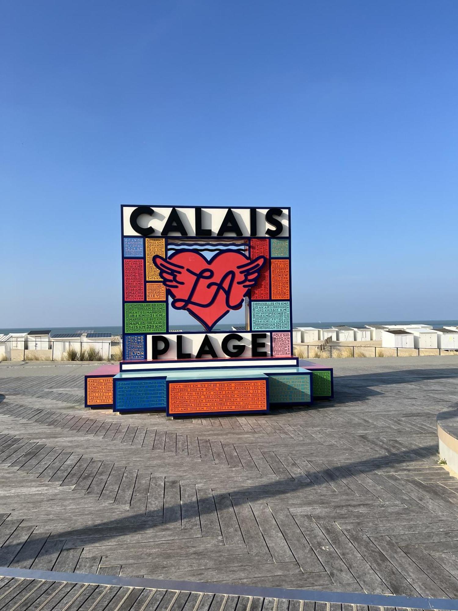 Le Notre Dame Maison Spacieuse Avec Jardin Calais Luaran gambar